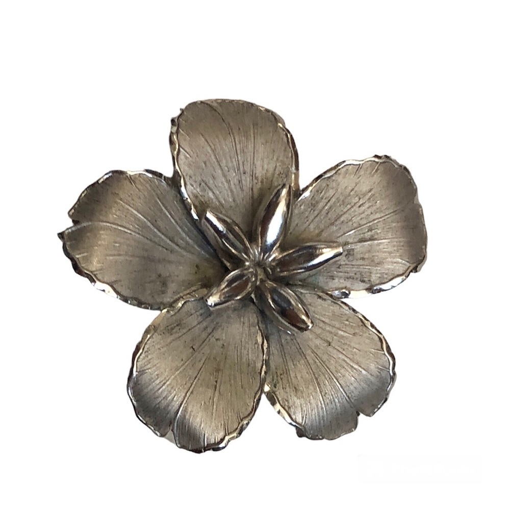 Vintage Bond Boyd Sterling Detailed Silver Flower Brooch Signed Made in Canada